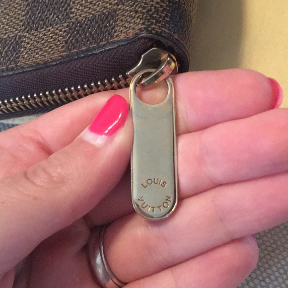 SOLD Louis Vuitton Zippy Organizer - Picture 7 of 8